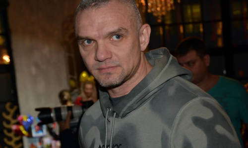 Владимир Епифанцев тайно женился на молодой красавице