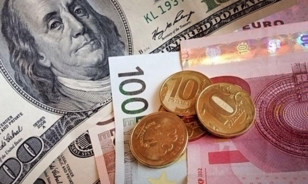 Каким будет курс рубля к Новому году