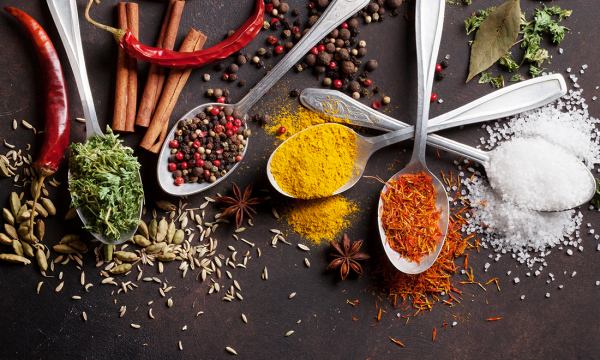 Почему пожилым людям следует употреблять специи? Эксперты дали однозначный ответ